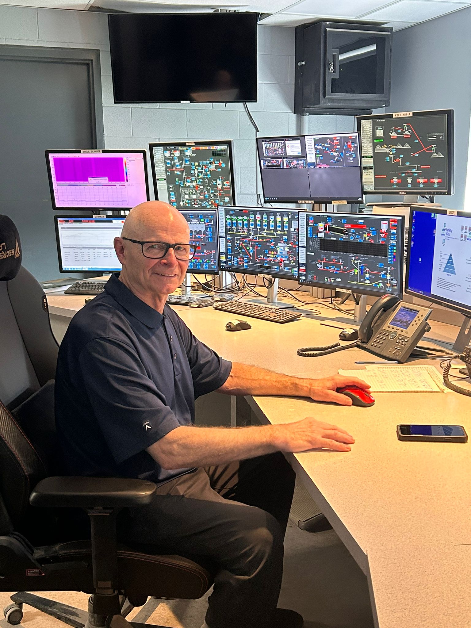 Careers at VCNA - Paul Flanagan, Control Room Operator at St Marys Cement, at his control room desk
